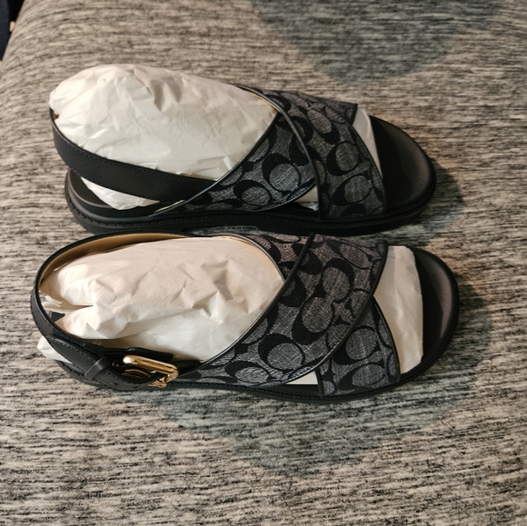 Coach sandals - Picture 4 of 7